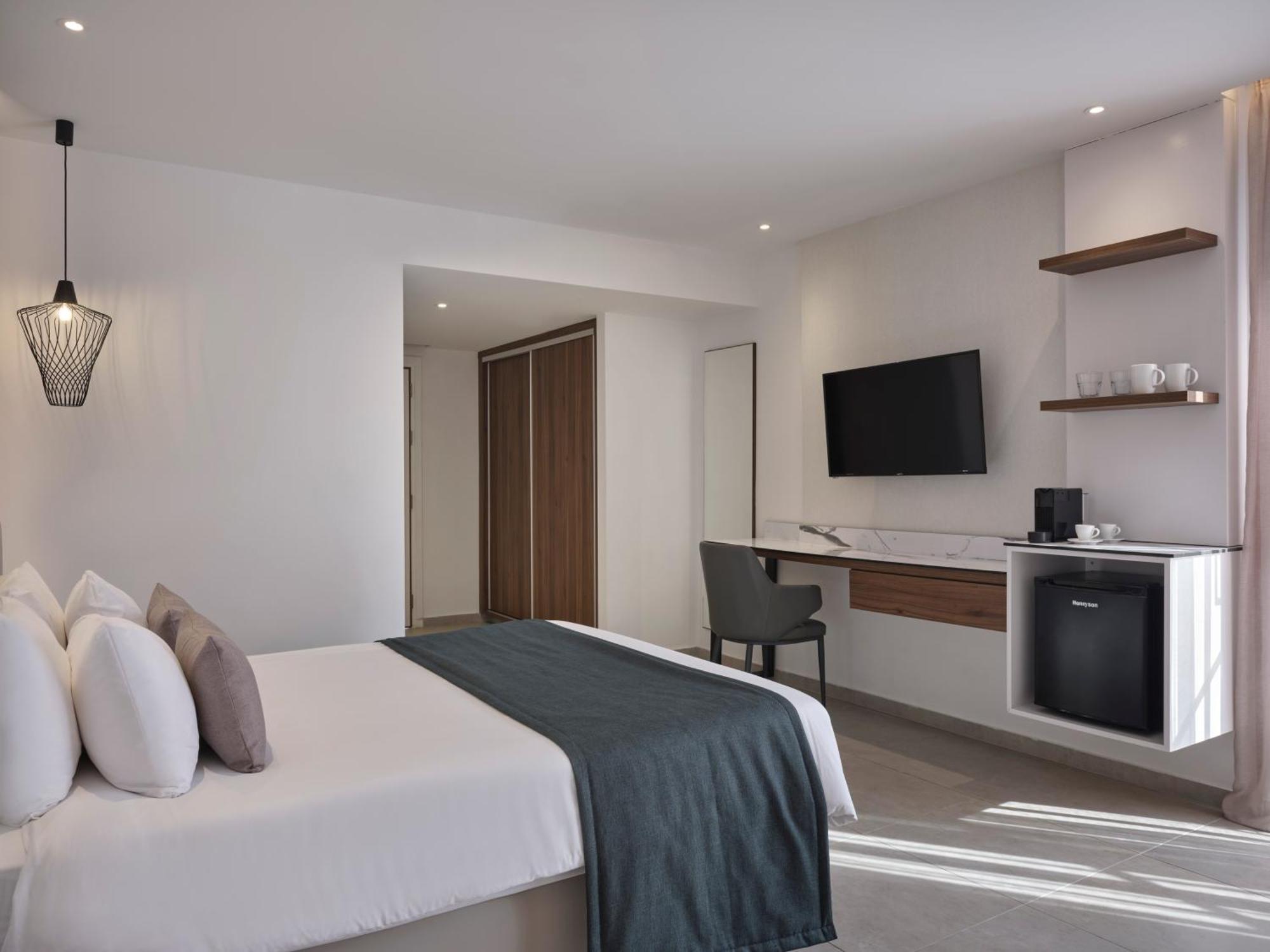 Atlantica Sungarden Park Otel Aya Napa Dış mekan fotoğraf